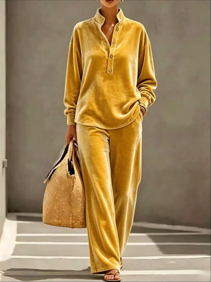 Women's Soft Velvet Two-Piece Set – Relaxed & Elegant